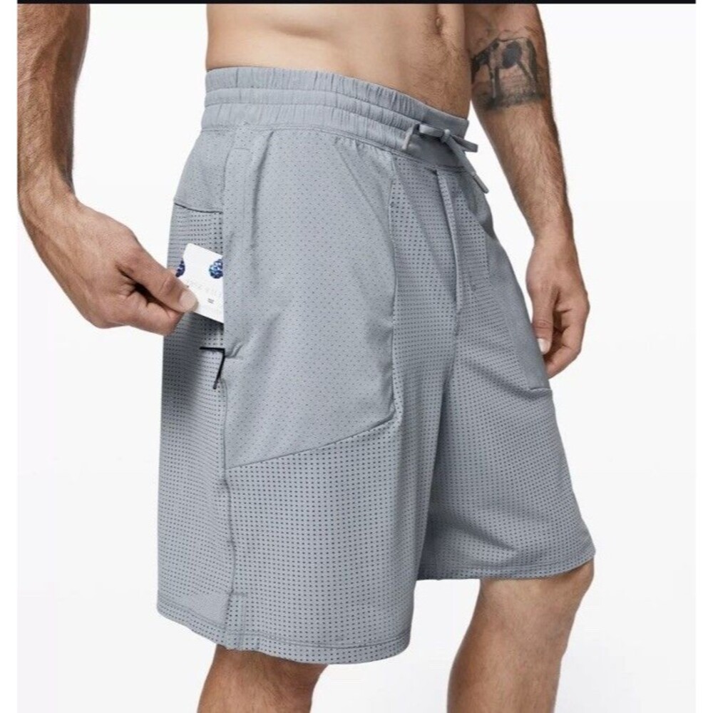 Lululemon Step Back Jump Shorts Mens L Blue 8" Performance Training Gym Running